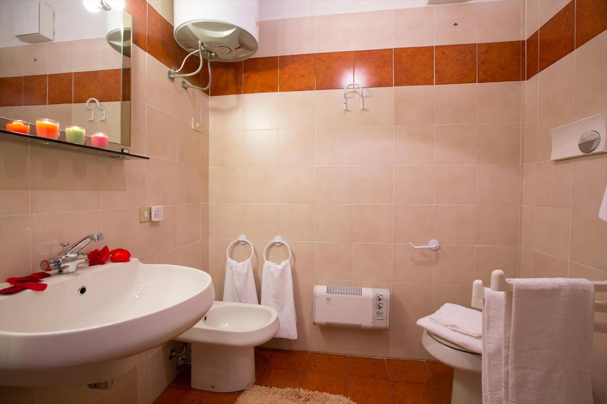 Menaggio Poggio Fiorito Loggetta Apartment Exterior photo